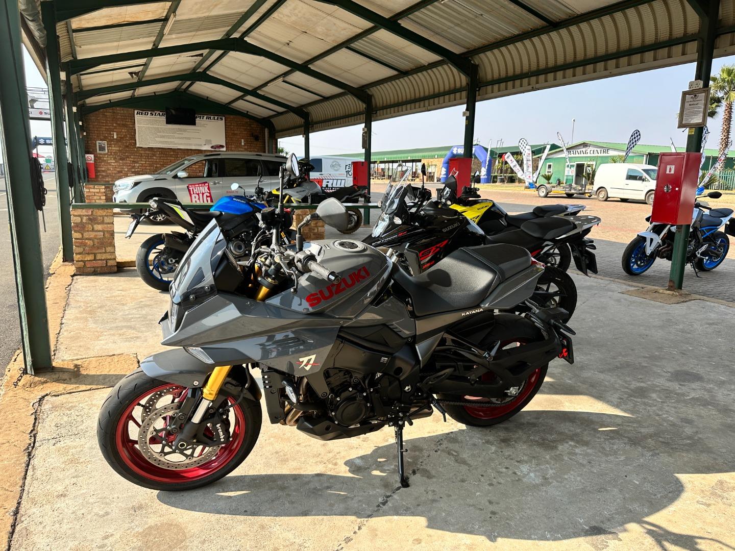 Suzuki KATANA
