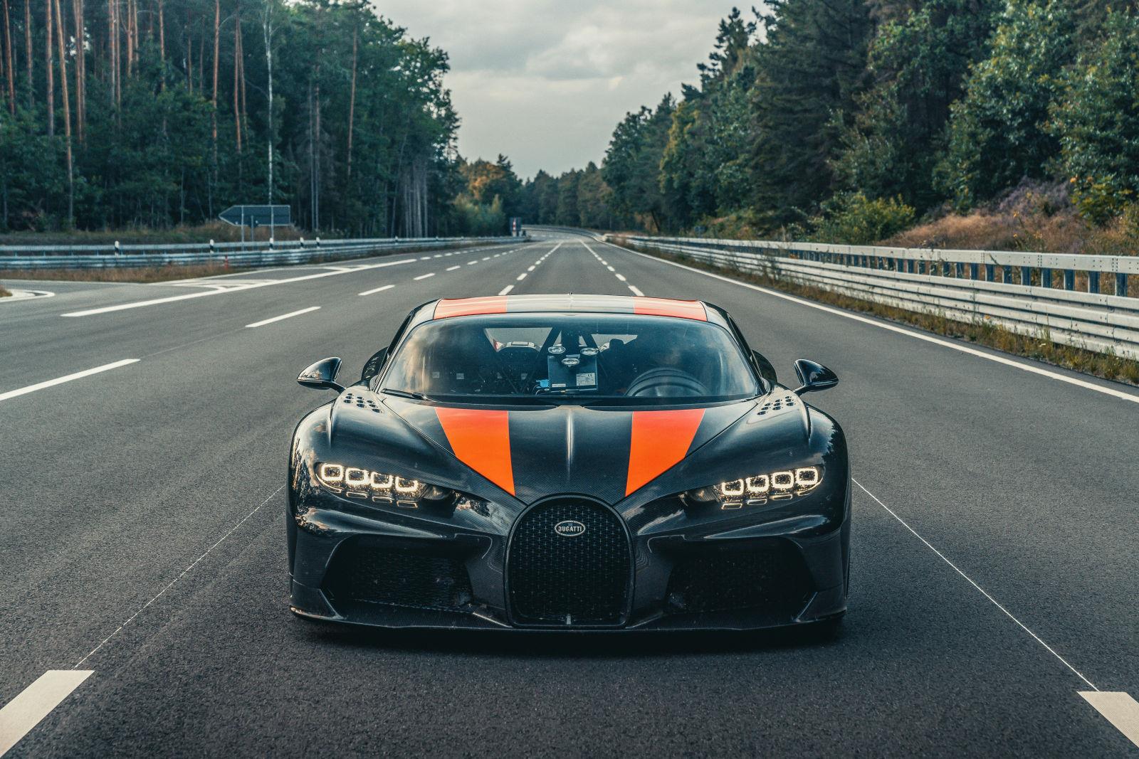 BUGATTI Chiron