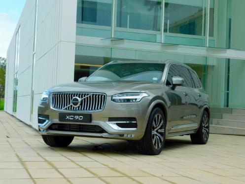 A touch of mascara and new tech tricks for Volvo's face-lifted XC90