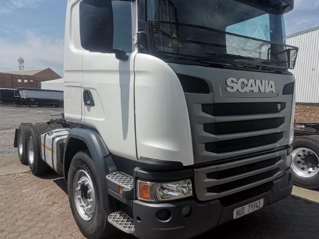 Scania G Series G 460 NN Trucks and Trailer