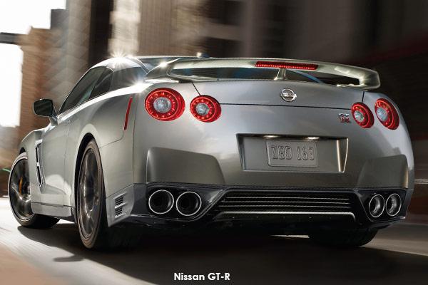 Nissan GT-R