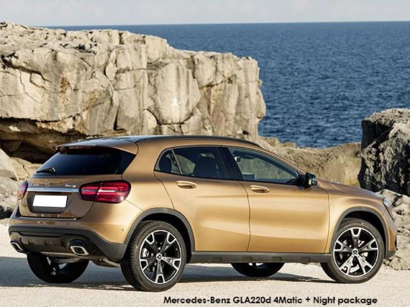 Mercedes Gla The Multi Talented Hatch Suv Facelifted