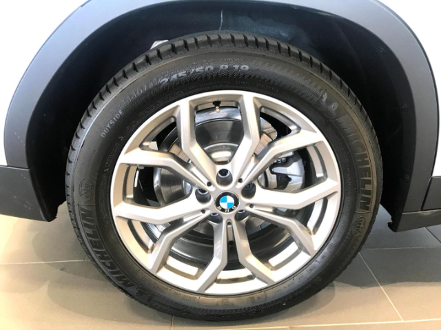 What Are The Correct Tyre Pressures For A Bmw X Car Ownership Autotrader