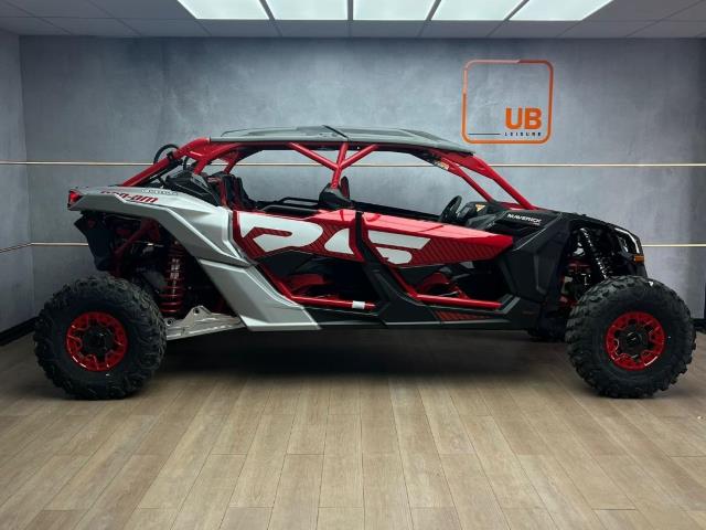 Can-Am MAVERICK MAX X RS SSX WITH SMART SHOCK TURBO RR Ub Leisure