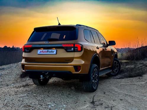 Does the Ford Everest Wildtrak have a sunroof?