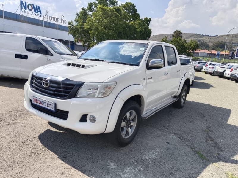 Toyota Hilux 3.0D-4D Double Cab Raider Legend 40 for sale in ...