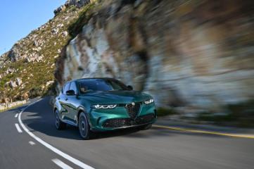 How many airbags does a Alfa Romeo Tonale have?