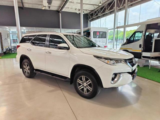 Toyota Fortuner 2.4GD-6 Auto Lifestyle Centre