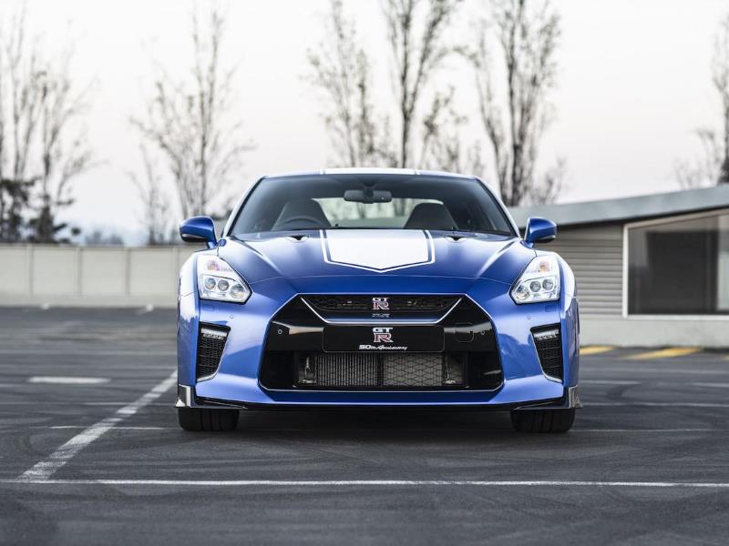 Nissan Gt R More Of The Same But Improved In Every Way Automotive News Autotrader