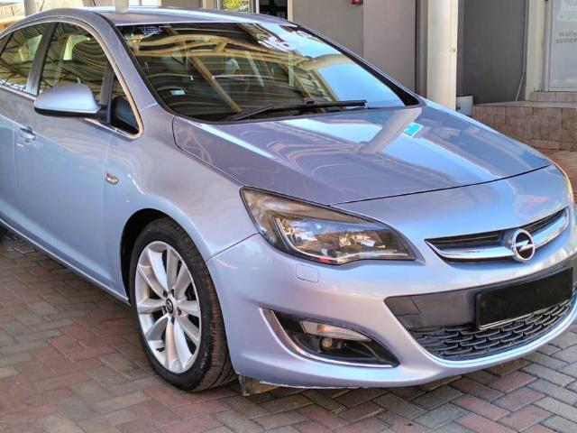 Opel Astra sedans for sale in South Africa - AutoTrader