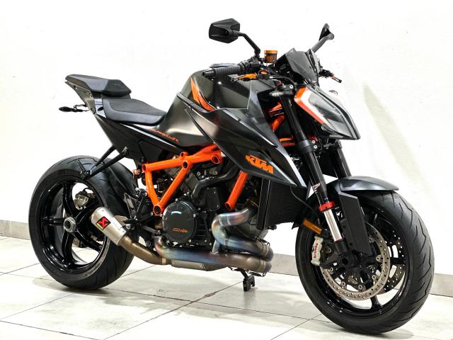 Ktm super duke online 1290 price