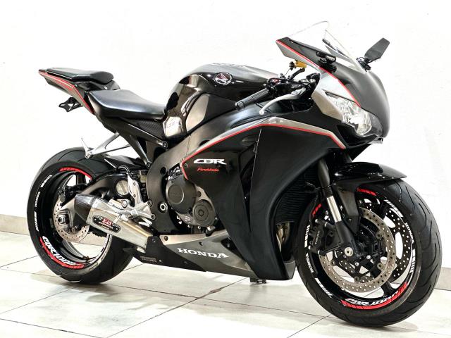 Honda cbr 990 on sale rr fireblade