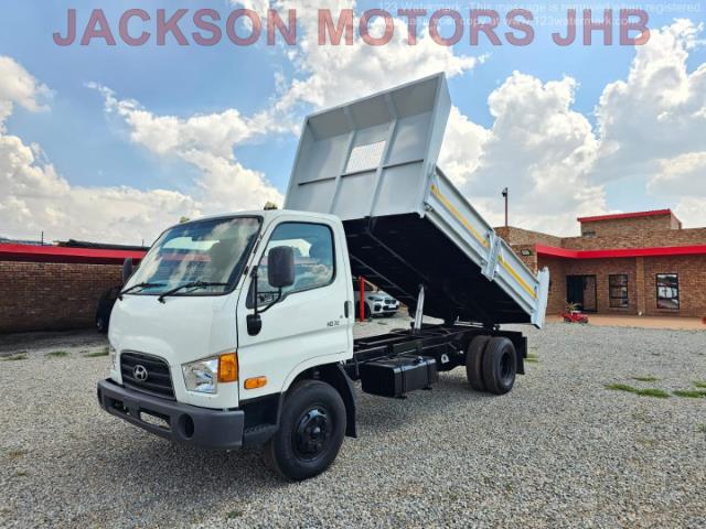 Hyundai Mighty HD72 FITTED WITH TIPPER EQUIPMENT, +/-147 000KM'S Jackson Motors JHB