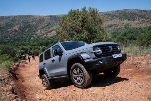 How many airbags does a GWM Tank 300 have?