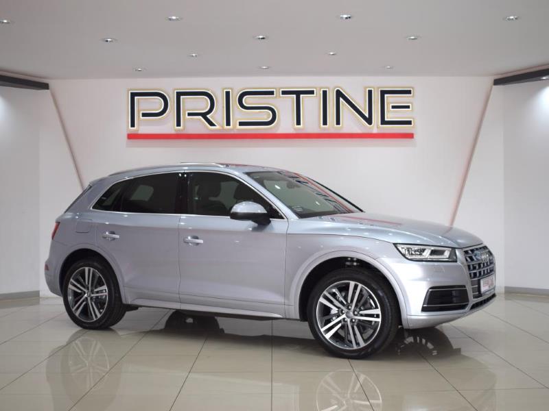 Audi A3 2013-2020 - Juego de insignias negras brillantes para
