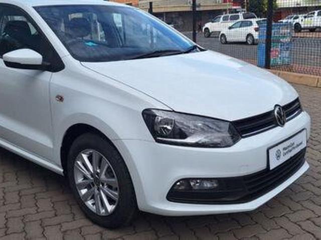 Volkswagen Polo Vivo Hatch 1.4 Comfortline Lindsay Saker Bloemfontein