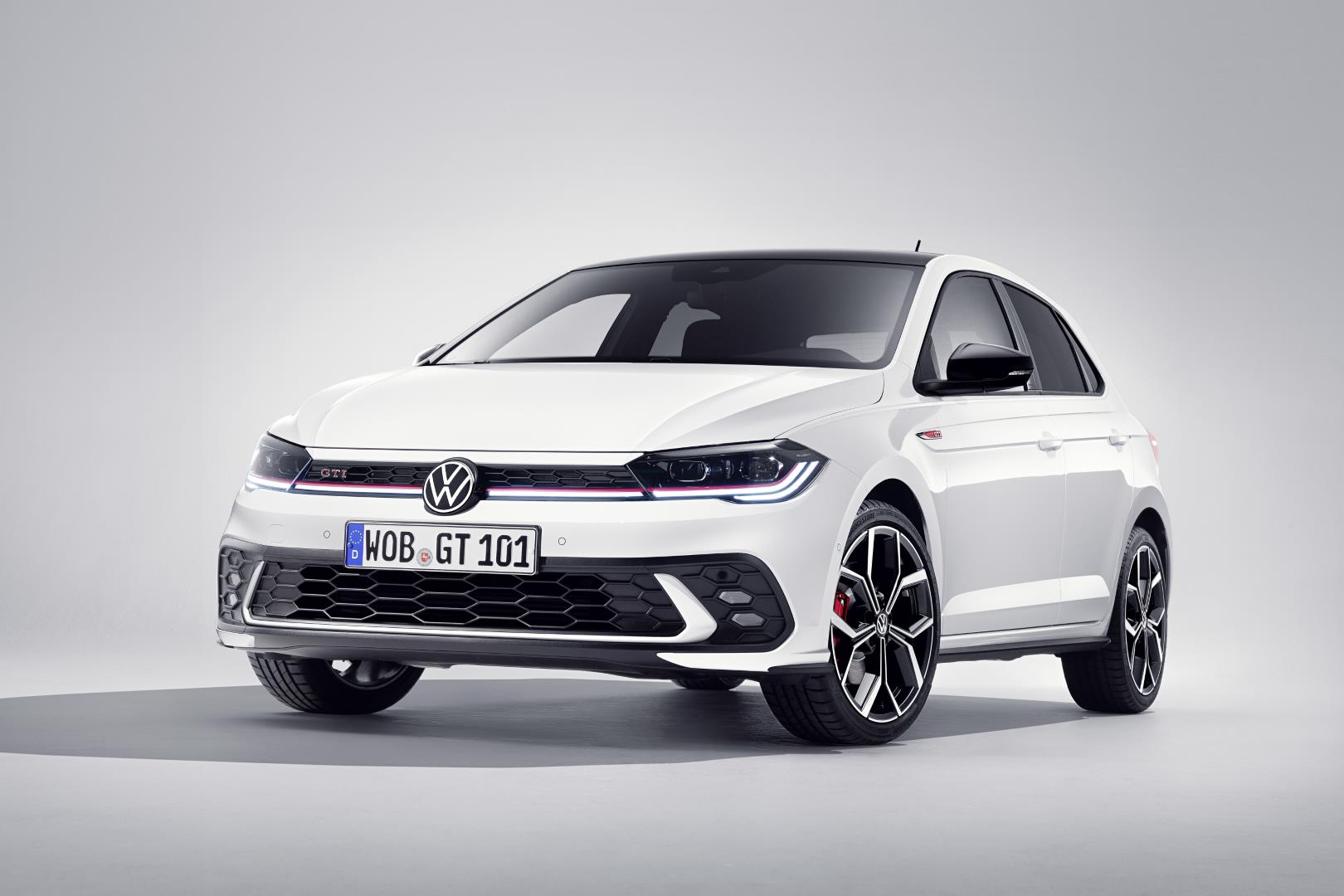 Automotive News