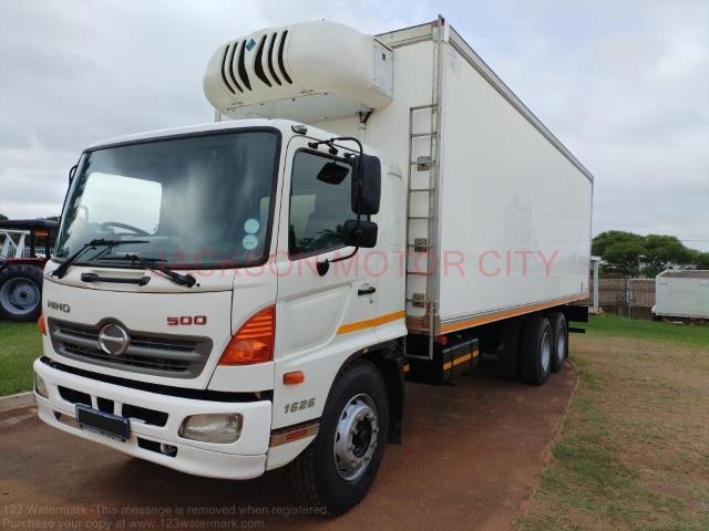 Hino 500 Series 1626 TAG AXLE FITTED RAPID 8.5M REFRIGERATED BOX BODY Jackson Motor City