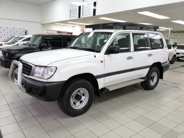 Toyota Land Cruiser 105 cars for sale in South Africa - AutoTrader