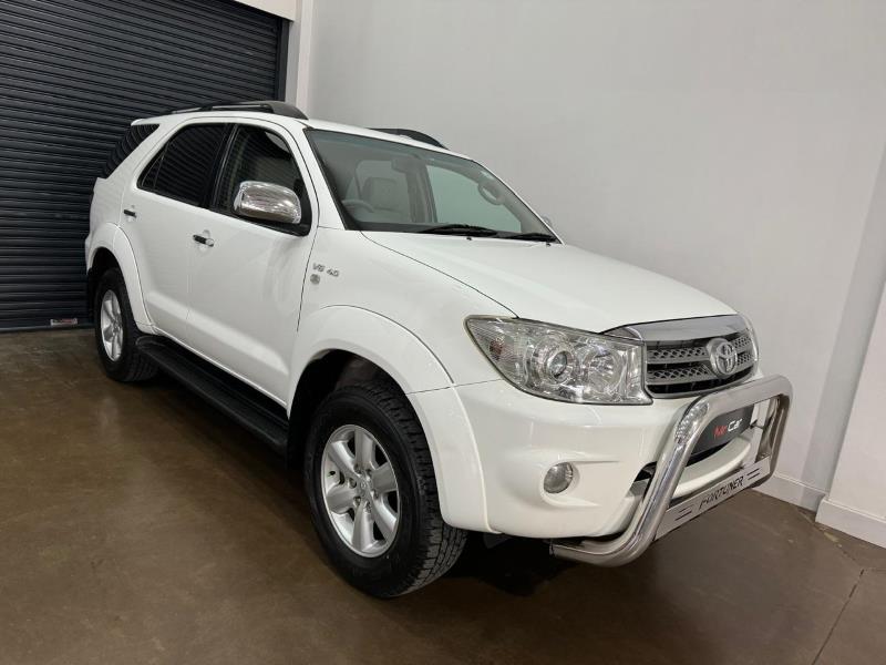 2011 Toyota Fortuner 4.0 V6