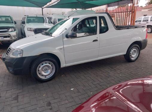 Manual Nissan NP200 2015 for sale