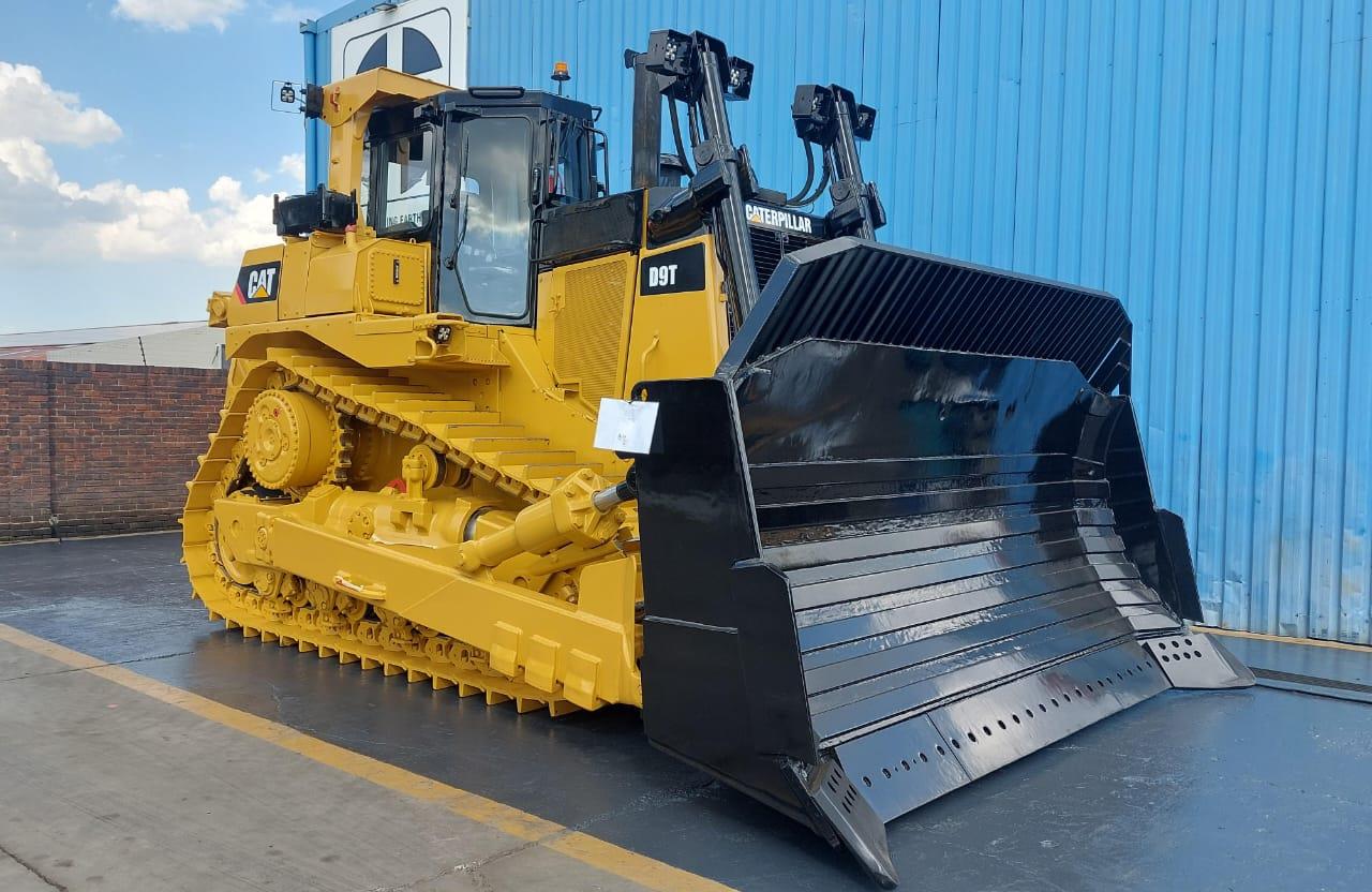 Caterpillar D9T DOZER for sale in Johannesburg - ID: 28641811 - AutoTrader