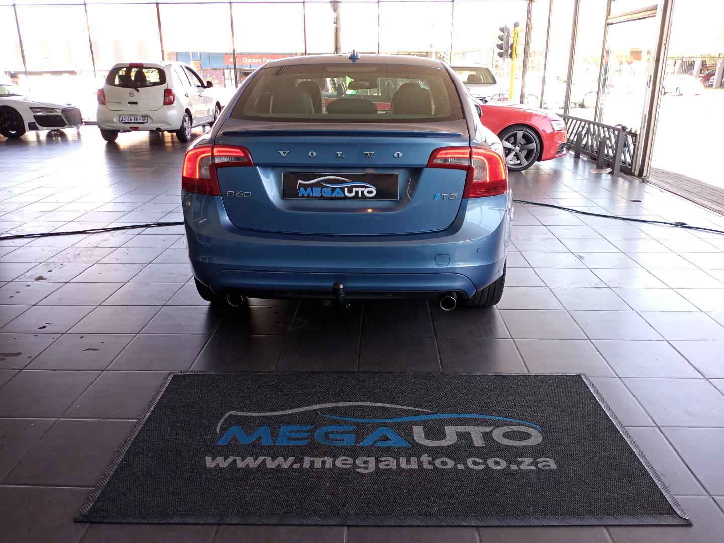 Volvo S60 T3 Elite MEGAuto