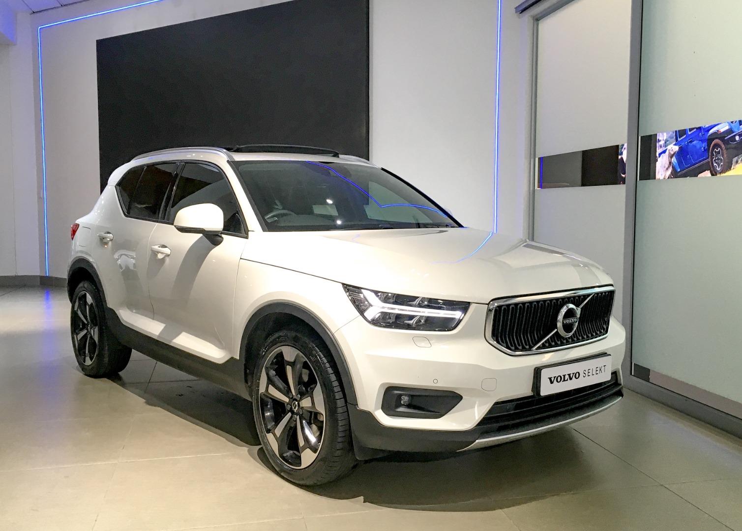 2019 Volvo XC40 T5 AWD Momentum For Sale
