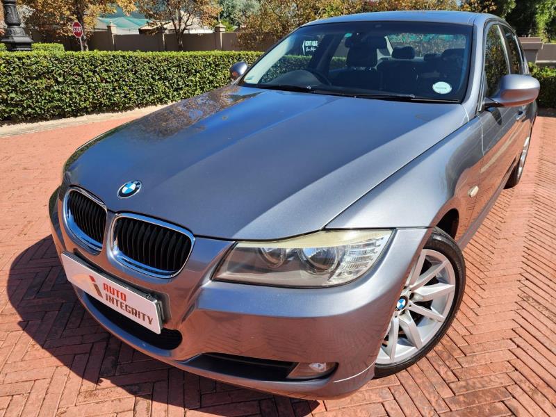 2011 BMW 3 Series 320i auto