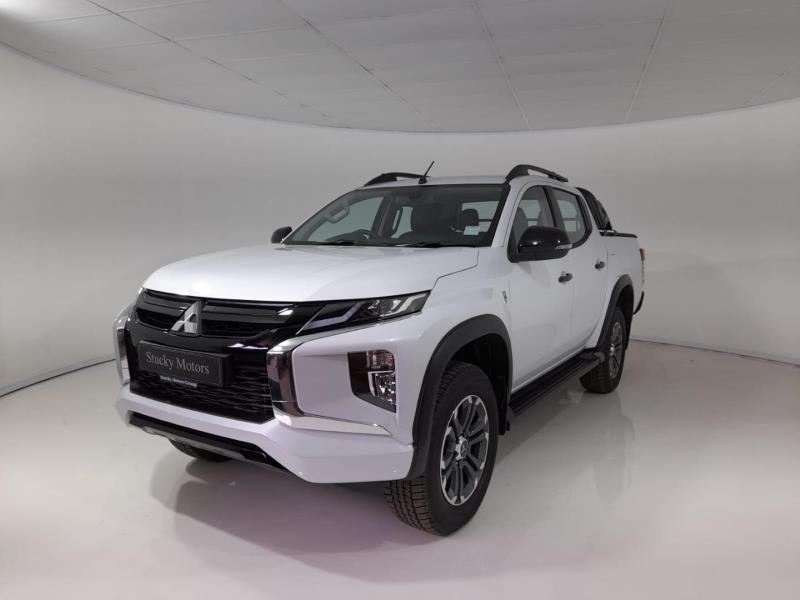 Mitsubishi Triton 2.4DID Double Cab 4x4 Heritage for sale in Newcastle