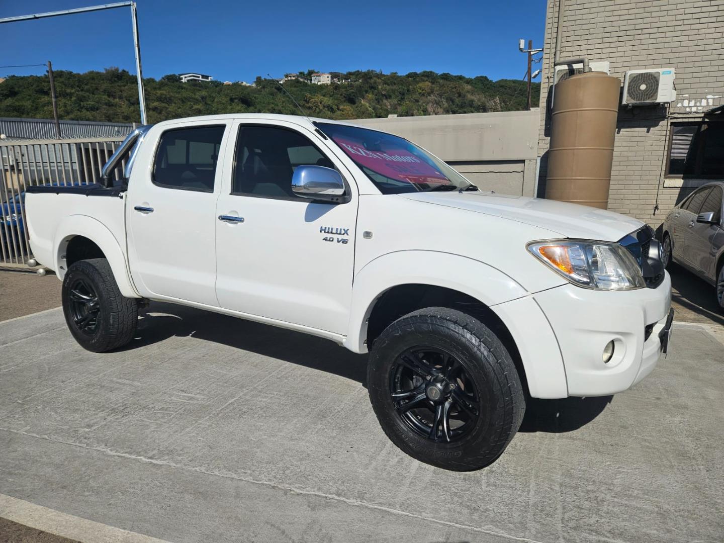 2008 Toyota Hilux V6 4.0 Double Cab 4x4 Raider For Sale