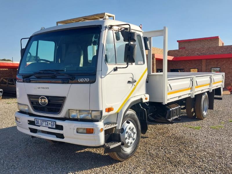 Nissan UD70 4x2, FITTED WITH BRAND NEW DROPSIDE BODY for sale in ...