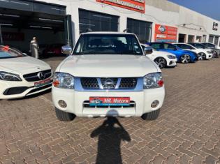 2019 Nissan NP300 Hardbody 2.4 Double Cab 4x4 for sale