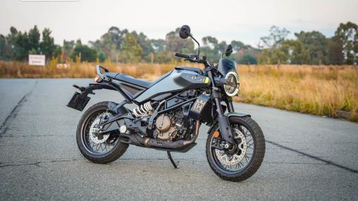 Husqvarna SVARTPILEN 401