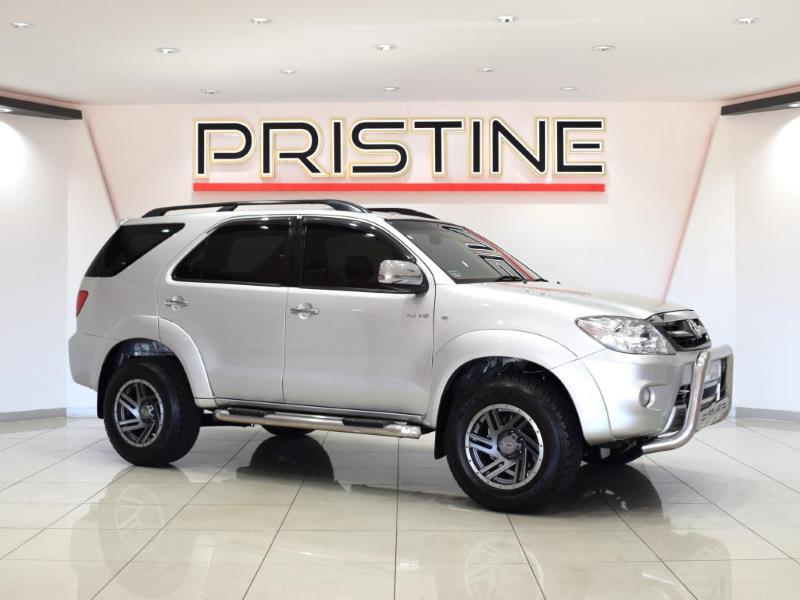 Toyota Fortuner V6 4.0 for sale in Vereeniging - ID: 27535788 - AutoTrader