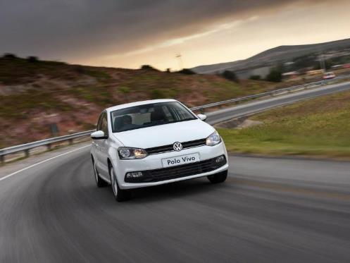 How to replace a tyre on a Volkswagen Polo 