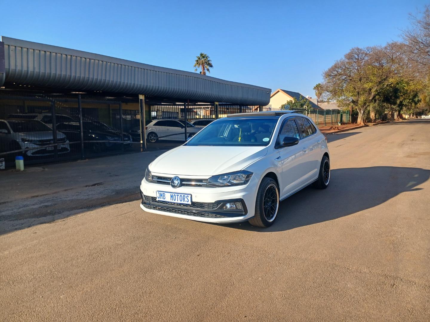 Car listing image