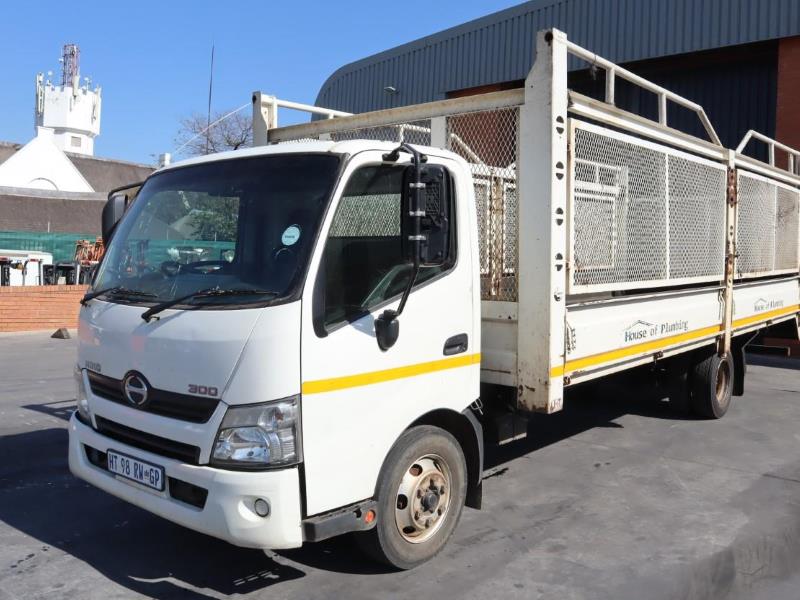 Hino 300 for sale in Midrand - ID: 27559801 - AutoTrader