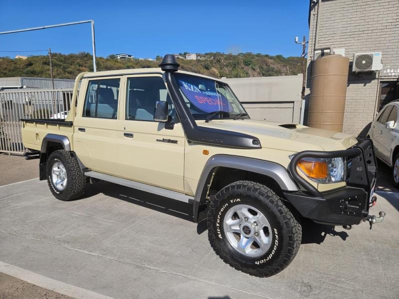 Toyota Land Cruiser 79 4.5D4D LX V8 Double Cab for sale in Durban ID