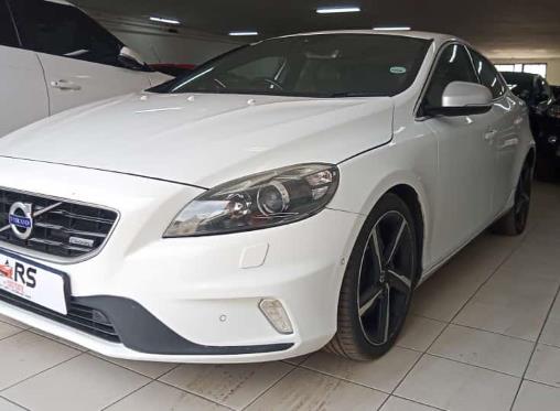 Volvo V40 2015 for sale in Gauteng