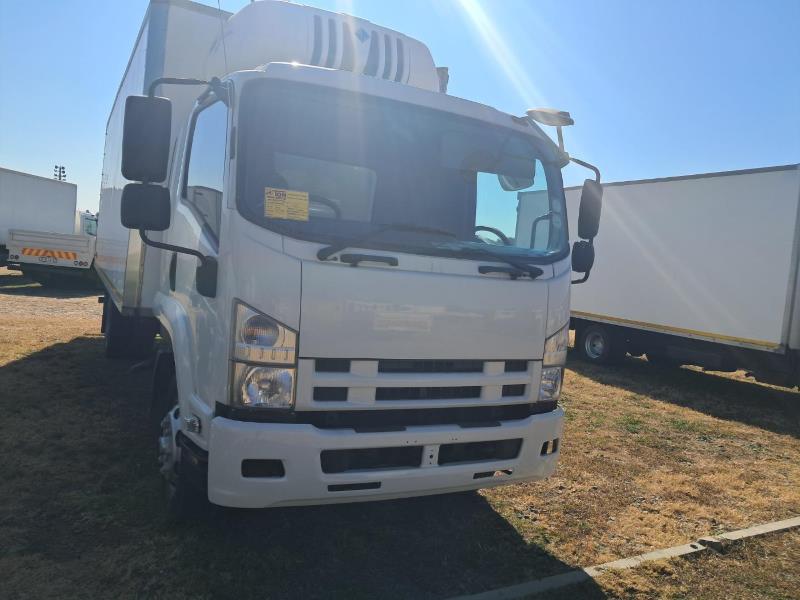 Isuzu FSR 800 FRIDGE BODY for sale in Boksburg - ID: 27576055 - AutoTrader