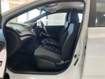 Hyundai Accent Sedan 1.6 Motion Freeway Toyota