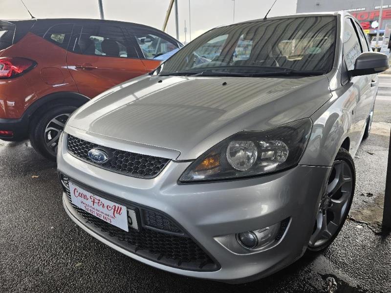 2009 Ford Focus ST 5-Door (Sunroof + Techno Pack)