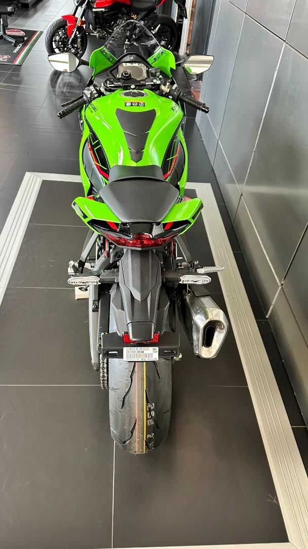 Kawasaki ZX super bikes for sale in South Africa - AutoTrader