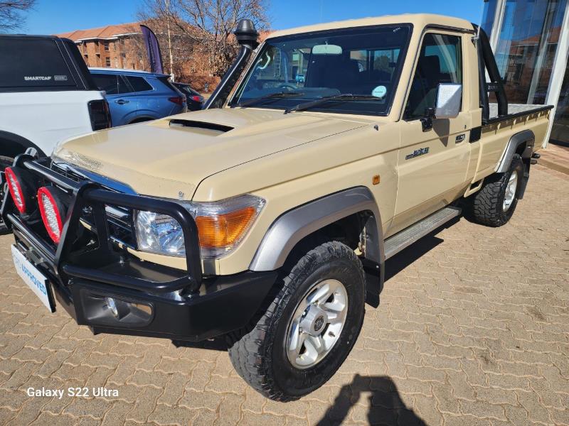 Toyota Land Cruiser 79 Land Cruiser 79 4.5D4D LX V8 for sale in