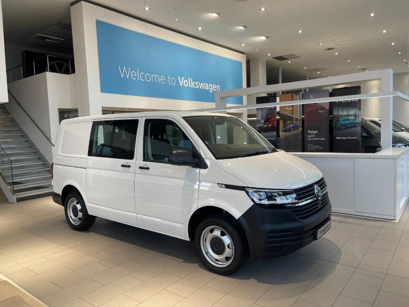 Volkswagen Transporter 2.0BiTDI 146kW Crew Bus SWB 4Motion 5-seater for ...