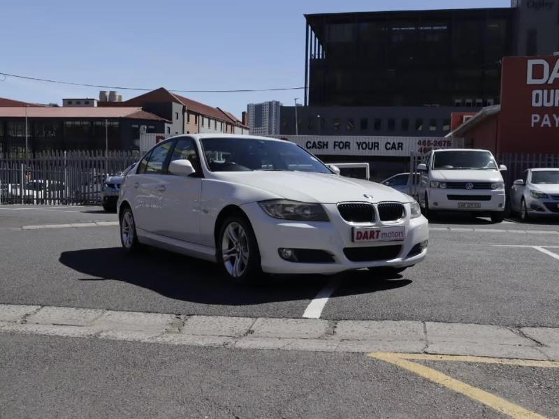 2011 BMW 3 Series 320i Innovations