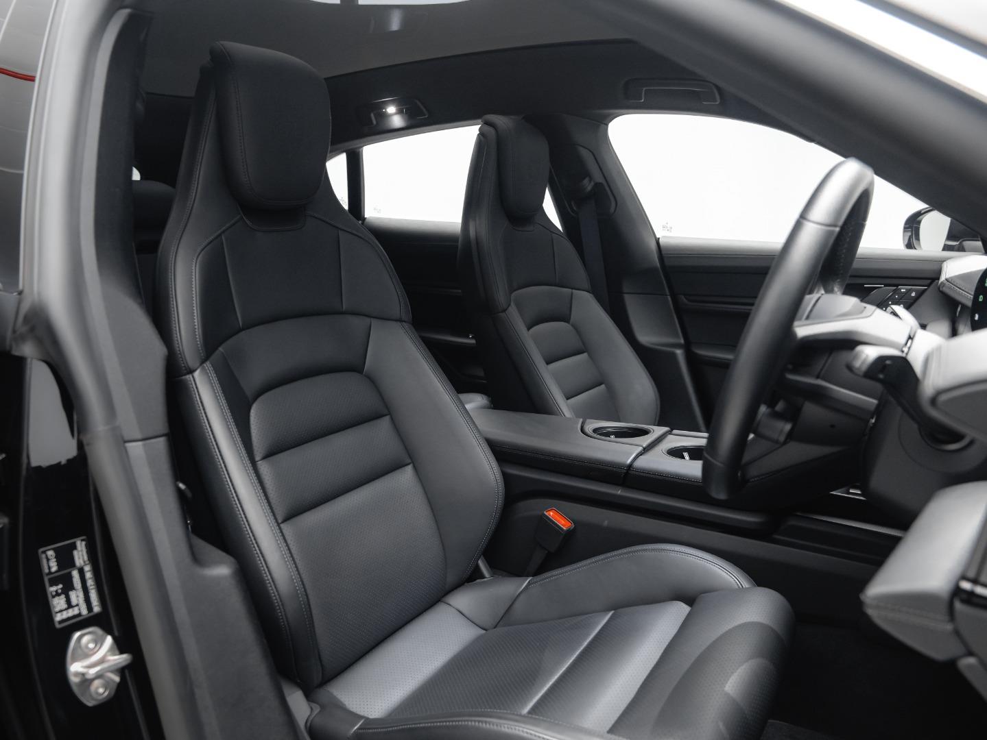 Porsche Taycan 4S Cross Turismo Porsche Centre Cape Town