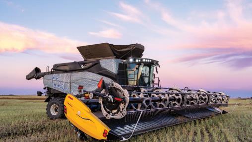 The All-New CR11 Twin Rotor Combine New Standard for Harvest