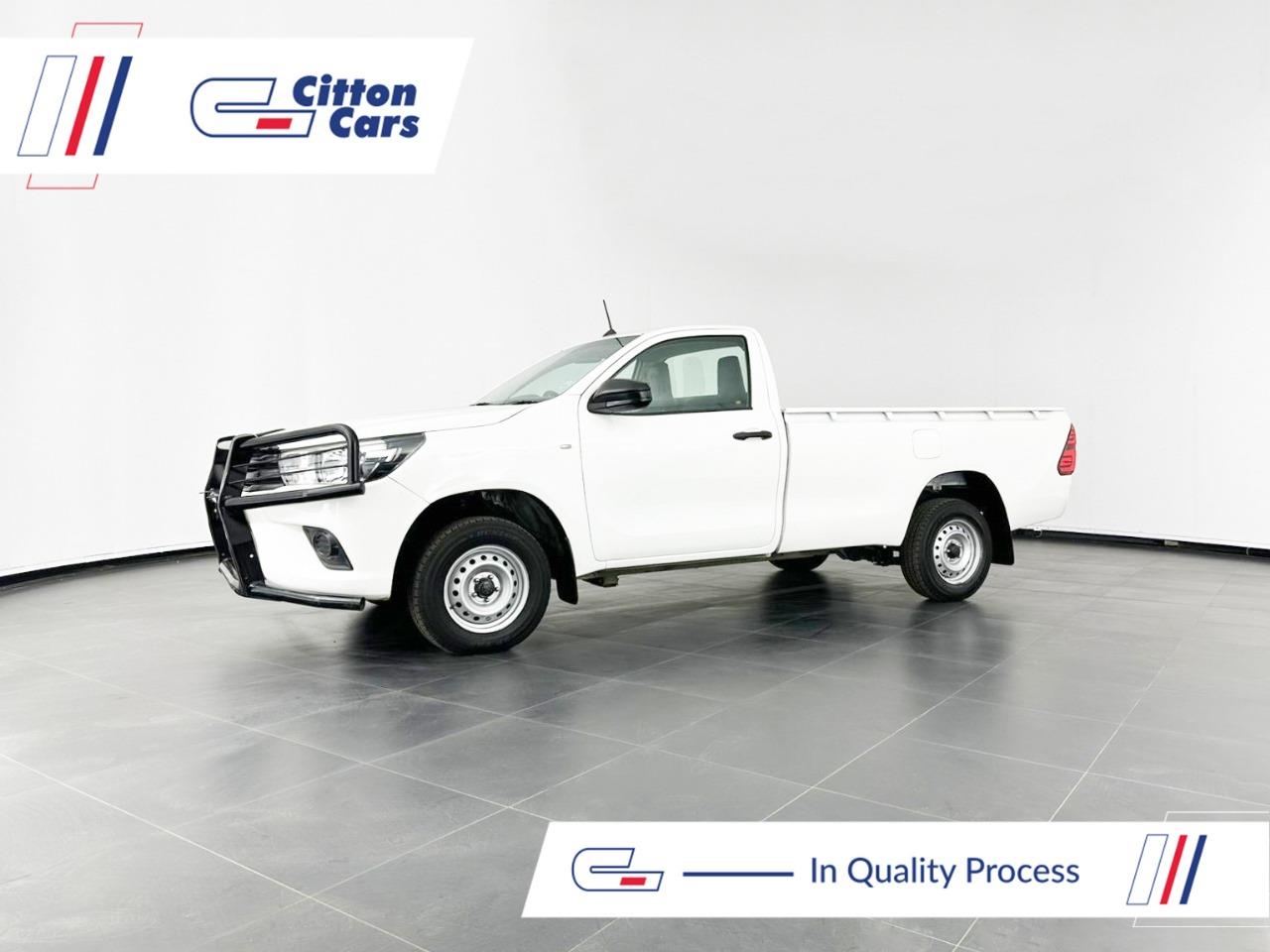 Toyota Hilux 2.4GD Aircon for Sale